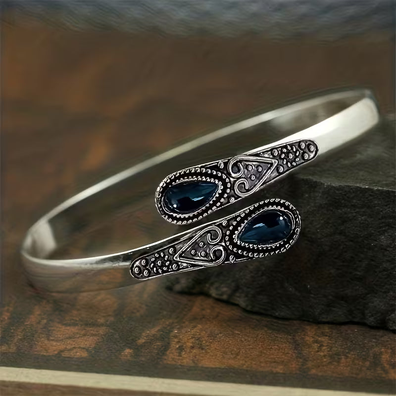 Krimson Elegance Filigranarmbånd