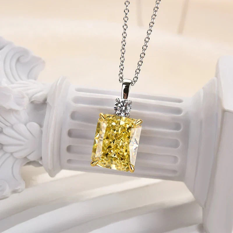 Elegant Gul Safir Radiant Cut Vedhæng Halskæde