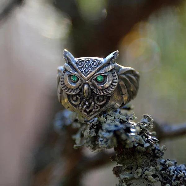 Ugle Smaragd Ring