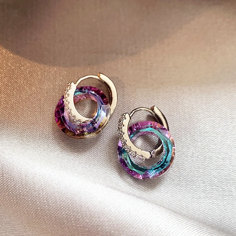 Elegant flerfarvet hoops øreringe